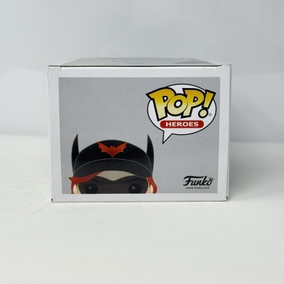 * 2ª MÃO * Funko POP! DC Comics Bombshells Batwoman #221