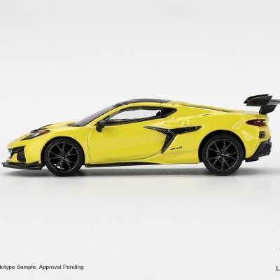 Diecast 1:64 Chevrolet Corvette C8 ZR1 Accelerate Yellow 2025 - Mini GT