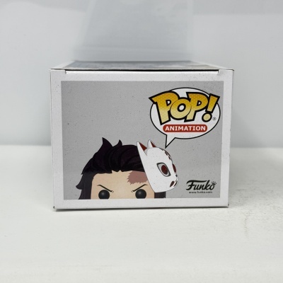 * 2ª MÃO * Funko POP! Animation Demon Slayer Tanjiro Kamado With Mask #867 SE