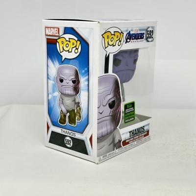 Figura Funko Pop de Thanos Avengers Endgame na caixa