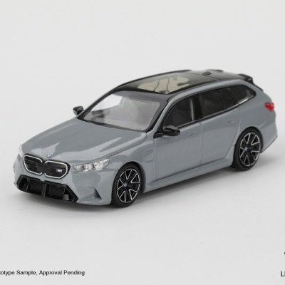 Diecast 1:64 BMW M5 (G99) Touring Brooklyn Grey Metallic 2025 - Mini GT