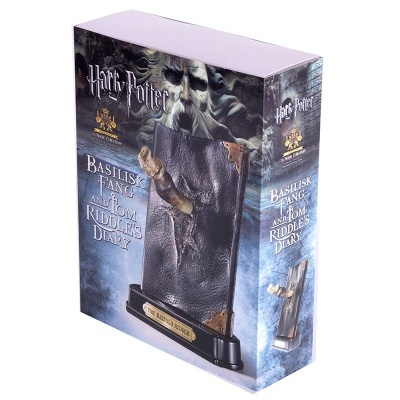 Réplica 1/1 Harry Potter Basilisk Fang & Tom Riddle Diary The Noble Collection