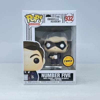 Figura de vinil Number Five da série The Umbrella Academy na embalagem