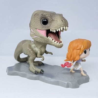 * 2ª MÃO * Funko POP! Moment Movies Jurassic World Claire With Flare #1223 SE