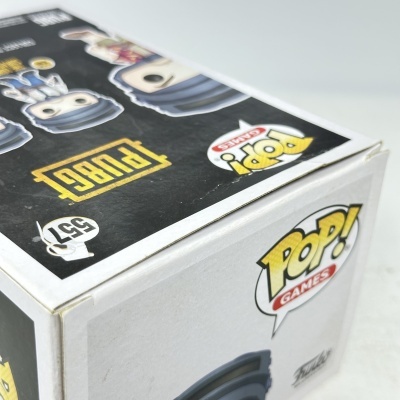 Caixa branca e preta de brinquedo Funko Pop! com texto PUBG e número 537