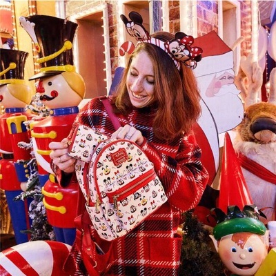 Carteira LoungeFly Disney Hot Cocoa Mugs