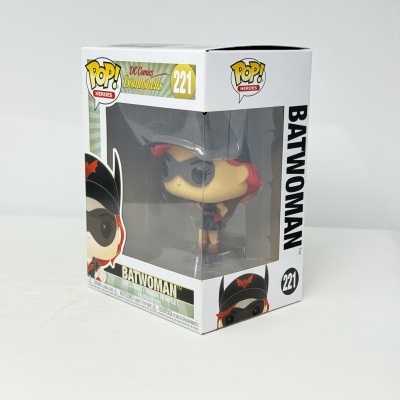 * 2ª MÃO * Funko POP! DC Comics Bombshells Batwoman #221