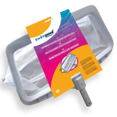 Rede de limpeza de piscina retangular com estrutura cinza e rede branca, etiquetada SwimPool