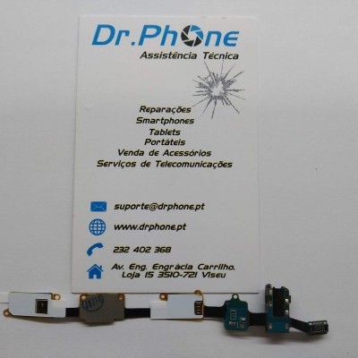 Cartão de visita da Dr.Phone Assistência Técnica com peça eletrónica em fundo branco