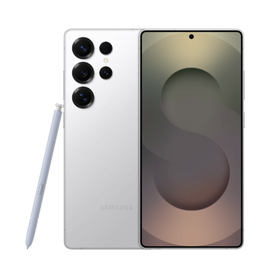 Smartphone Samsung prateado com quatro câmaras traseiras e caneta stylus