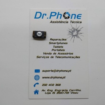 Cartão de visita da assistência técnica Dr.PHONE com teclado numérico colado e texto informativo