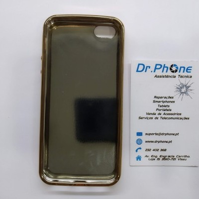 Capa protetora dourada para smartphone ao lado de cartão de visita Dr.Phone