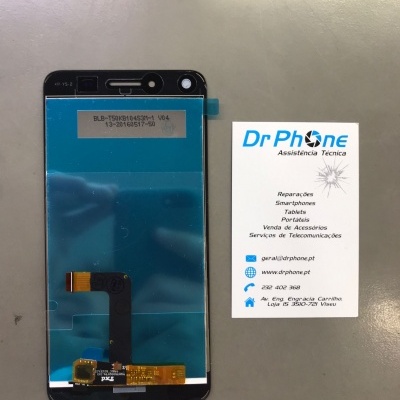 Ecrã de smartphone com fita flexível e etiqueta, próximo a cartão de visita Dr Phone