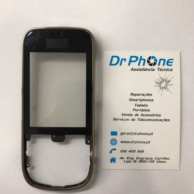 Peça frontal de telemóvel e cartão de visita Dr Phone em fundo branco