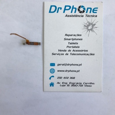 Cartão de visita da Dr Phone Assistência Técnica com texto e contato, junto a componente eletrónico