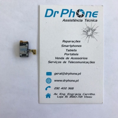Cartão de visita da Dr Phone Assistência Técnica com peça eletrónica pequena ao lado