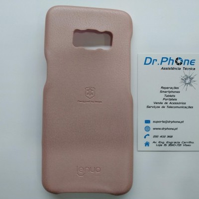 Capa de telemóvel rosa com logotipos embutidos e cartão de visitas da Dr.Phone
