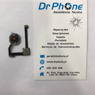 Componente eletrônico e cartão de visita da empresa Dr Phone Assistência Técnica