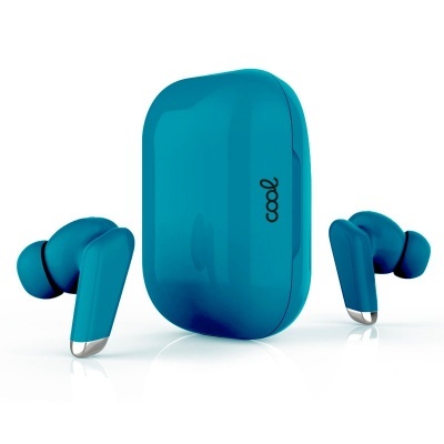 Auriculares azuis com estojo de carregamento azul e texto 'cool'