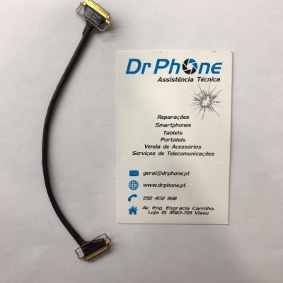 Cabo flex preto com conectores dourados ao lado de cartão de visita Dr Phone