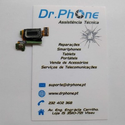 Componente eletrónico pequeno sobre cartão de visita Dr.Phone com contactos