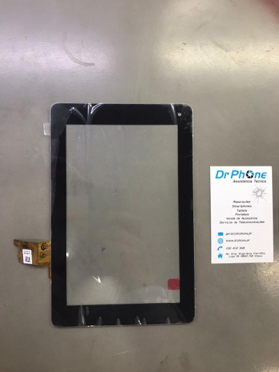 Ecrã tátil preto para tablet com conector flex dourado e cartão de visita da Dr Phone em superfície cinzenta