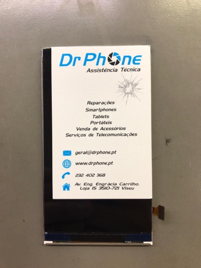 Cartão de visita Dr Phone sobre componente electrónico