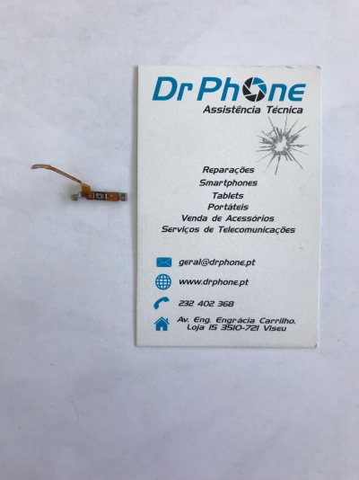 Cartão de visita da Dr Phone Assistência Técnica com texto e contato, junto a componente eletrónico