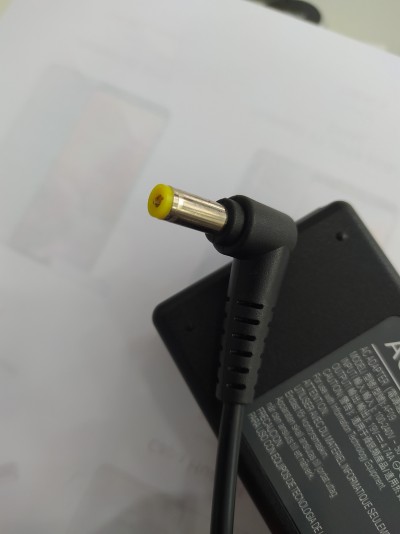 Carregador de Portátil 19V 4.74A 90W-5.5X1.7mm