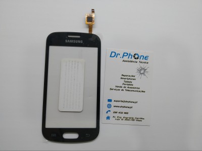 Ecrã tátil preto Samsung ao lado de cartão de visita Dr.Phone sobre superfície branca