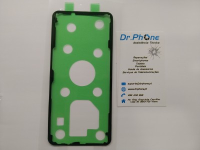 Adesivo isolante verde com borda preta para smartphone junto a cartão de visita Dr.Phone