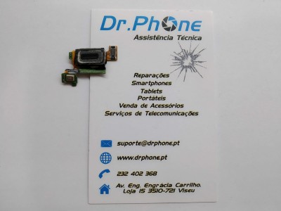 Componente eletrónico pequeno sobre cartão de visita Dr.Phone com contactos