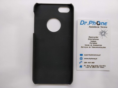 Capa preta para smartphone ao lado de cartão de visita Dr. Phone
