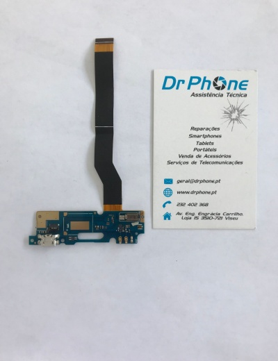Placa eletrónica azul com conector USB e cartão de assistência técnica Dr Phone
