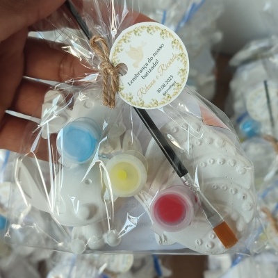 Lembranças Criativas em Cimento Branco