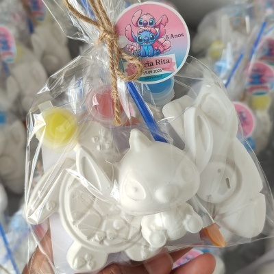 Lembranças Criativas em Cimento Branco