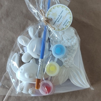 Lembranças Criativas em Cimento Branco