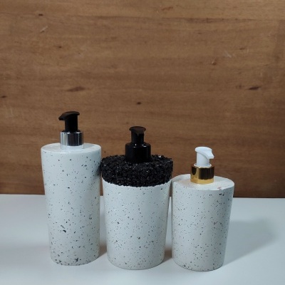 Saboneteiras e Dispensadores