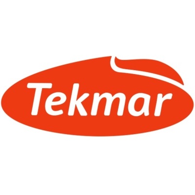 Logótipo da marca Tekmar em texto branco sobre fundo vermelho oval