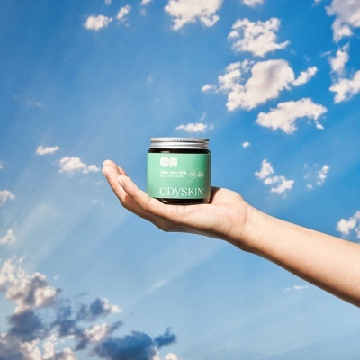 Leite Pós-solar Odyskin