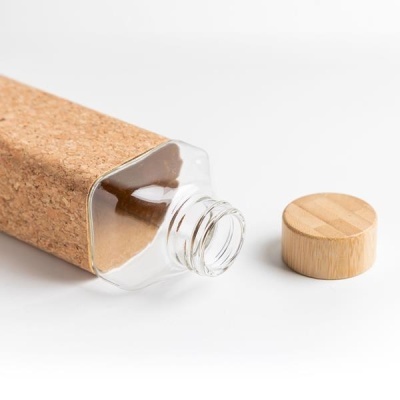 GARRAFA EM VIDRO COM CAPA EM CORTIÇA 640ML