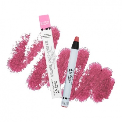 Batom em lápis rosa com embalagem branca e texto preto, com traços rosa ao redor