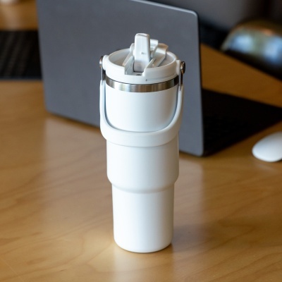 Copo térmico em aço inoxidável - 900ml