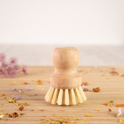 ESCOVA PARA A LOIÇA