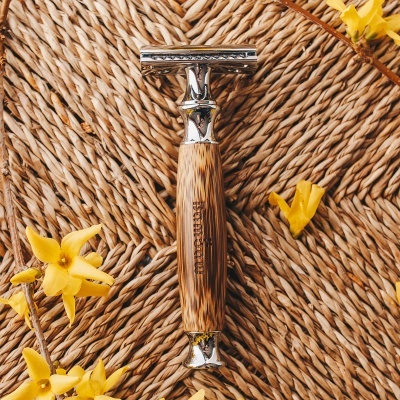 LÂMINA DEPILATÓRIA OU DE BARBEAR COM CABO EM BAMBU - BAMBAW