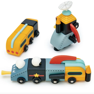 Space Race Tender Leaf Wooden Play Set