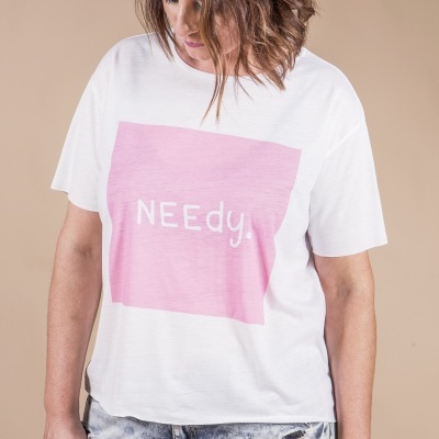 T-shirt Needy