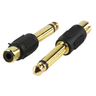 Adaptadores de áudio dourados com corpo preto texturizado