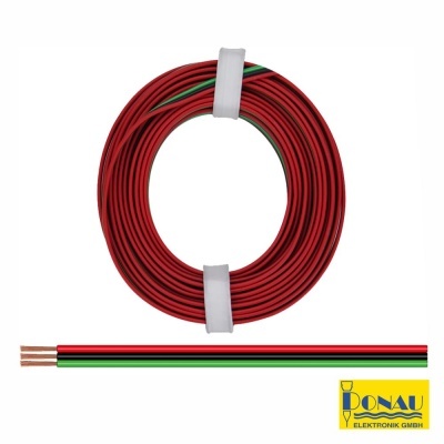 Rolo de fios elétricos vermelhos e verde com listra preta, com pontas de cobre expostas