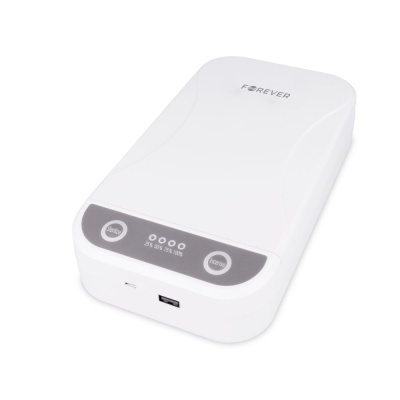Carregador branco retangular da marca FOREVER com botões e ecrã digital